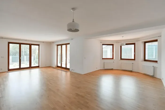 Prodej rodinného domu, Horoměřice, 350 m2