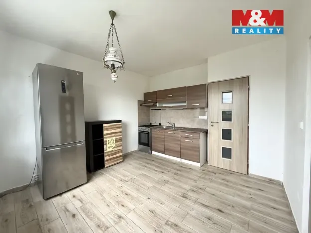 Pronájem bytu 2+kk, Děčín - Děčín VI-Letná, 36 m2