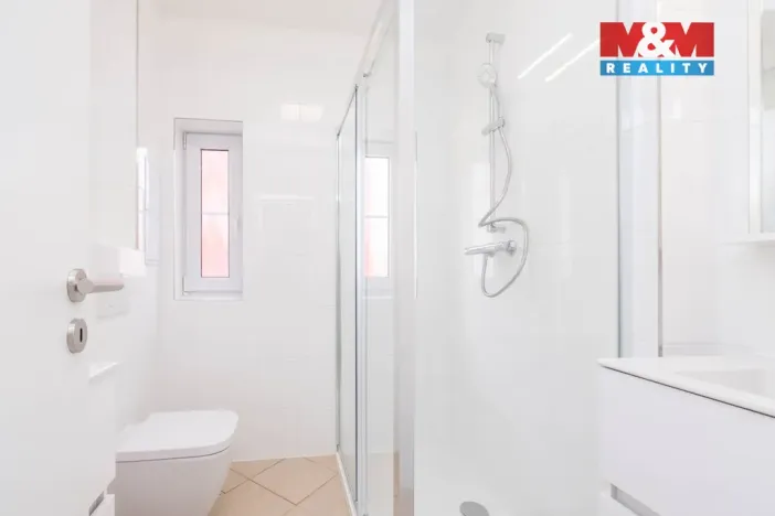 Pronájem bytu 5+kk, Praha - Strašnice, Kolovratská, 100 m2