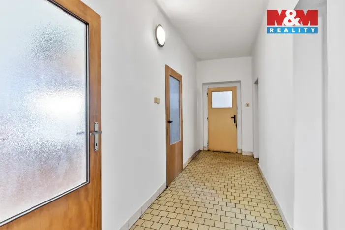 Prodej rodinného domu, Zákupy - Brenná, 242 m2