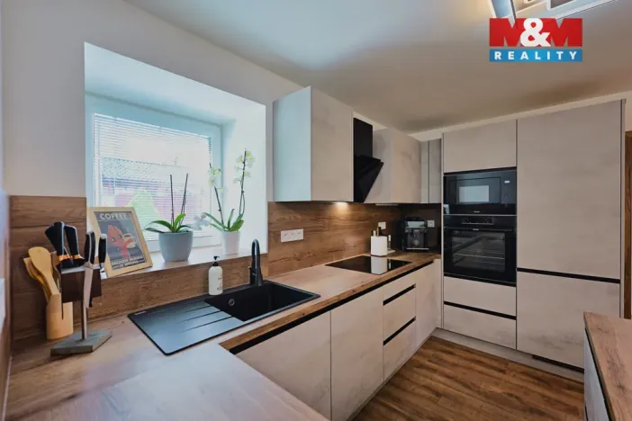 Prodej rodinného domu, Bílovice-Lutotín - Bílovice, 105 m2