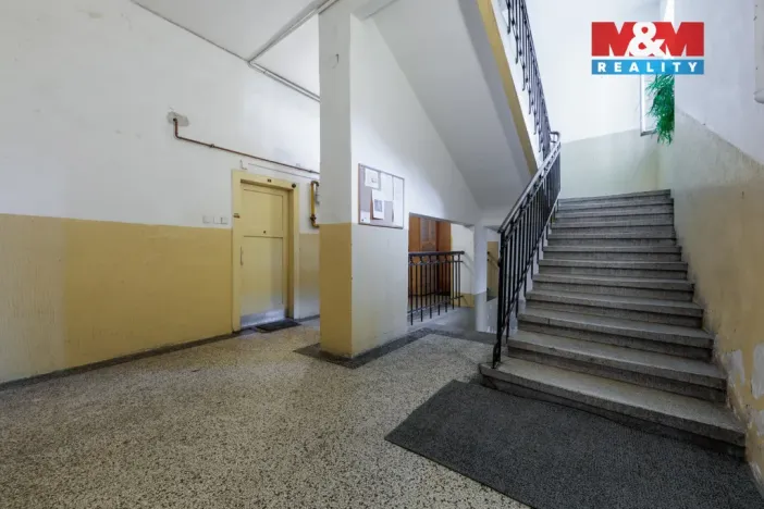 Prodej bytu 2+1, Karlovy Vary - Rybáře, Lad. Koubka, 50 m2