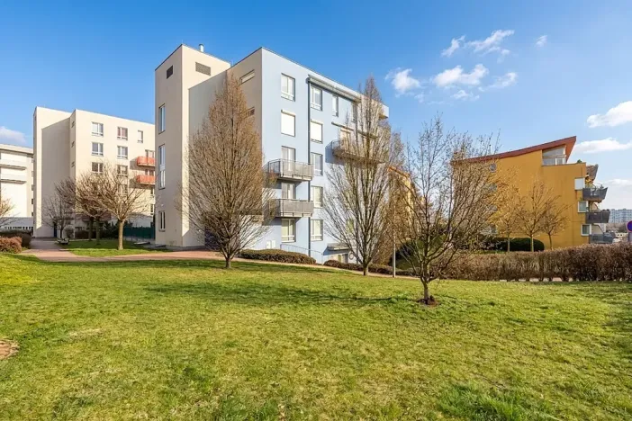 Prodej bytu 2+kk, Praha - Stodůlky, Smetáčkova, 52 m2