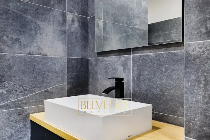 Pronájem bytu 2+kk, Teplice, Vrázova, 67 m2