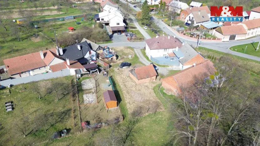 Prodej pozemku, Loukov, 696 m2