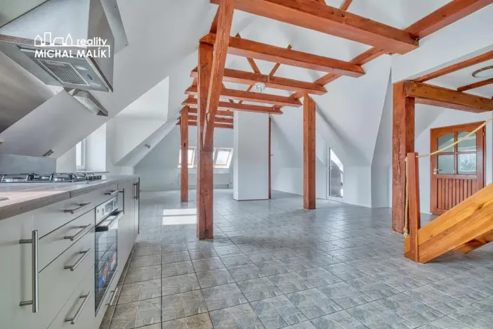 Pronájem bytu 3+kk, Hranice, Kropáčova, 142 m2