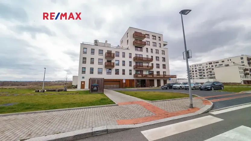 Prodej bytu 3+kk, Praha - Dolní Měcholupy, Kardausova, 84 m2