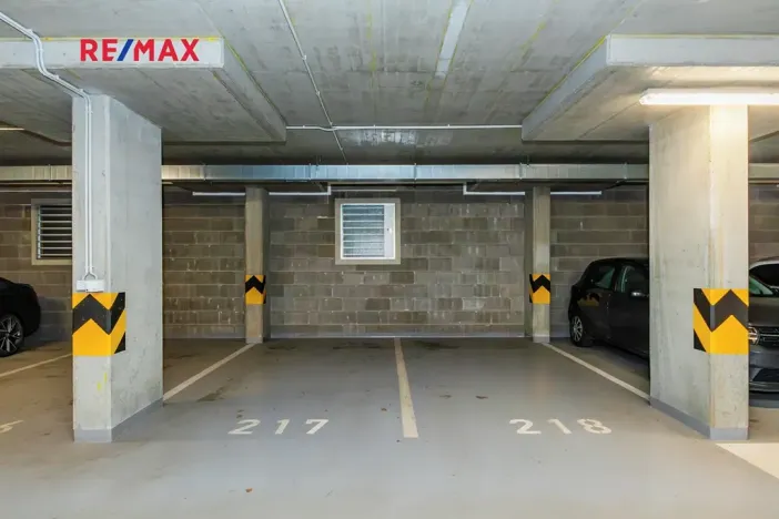 Prodej bytu 3+kk, Praha - Dolní Měcholupy, Kardausova, 84 m2