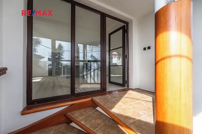 Pronájem bytu 2+kk, Dobříč, 80 m2