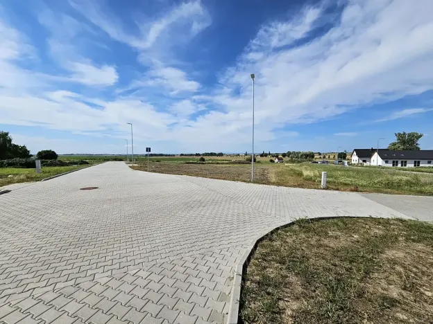 Prodej pozemku pro bydlení, Divec, 1680 m2