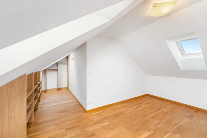 Prodej bytu 2+kk, Praha - Vršovice, Karpatská, 64 m2