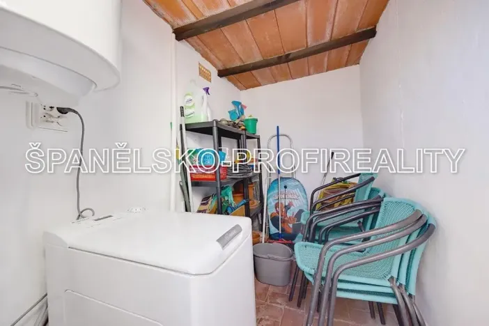 Prodej vícegeneračního domu, Alicante, Španělsko, 78 m2