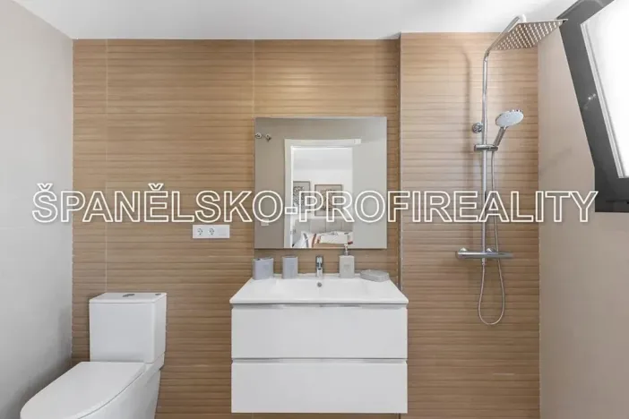 Prodej rodinného domu, Alicante, Španělsko, 207 m2