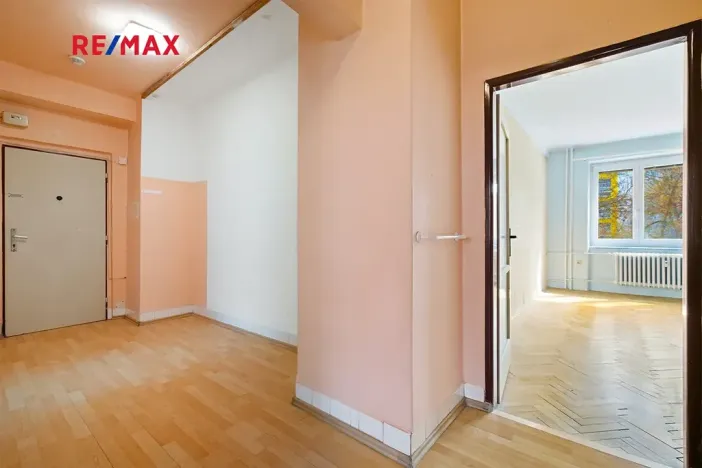 Prodej bytu 2+1, Plzeň, Částkova, 56 m2