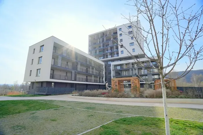 Pronájem bytu 1+kk, Praha - Modřany, Mezi vodami, 50 m2