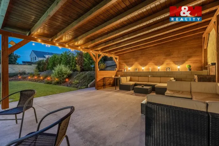 Prodej rodinného domu, Veleň - Mírovice, U Skalky, 229 m2