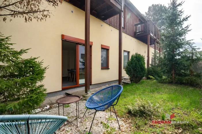 Pronájem bytu 2+kk, Hradec Králové - Roudnička, Roudničská, 41 m2