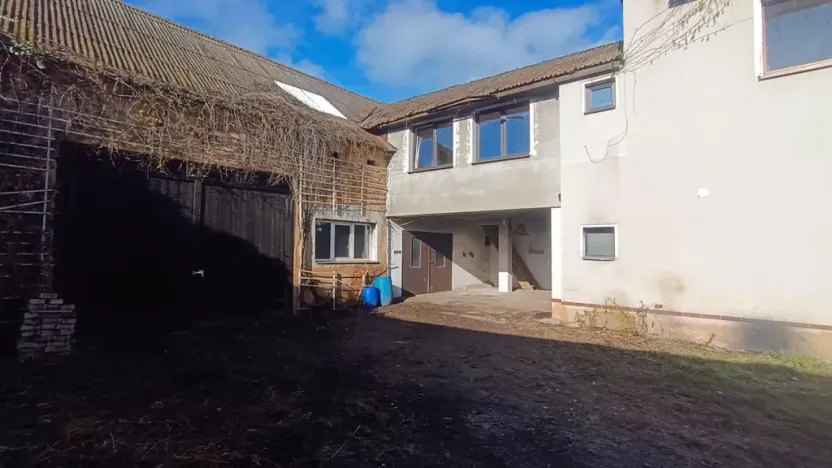 Prodej rodinného domu, Svojšín, 230 m2