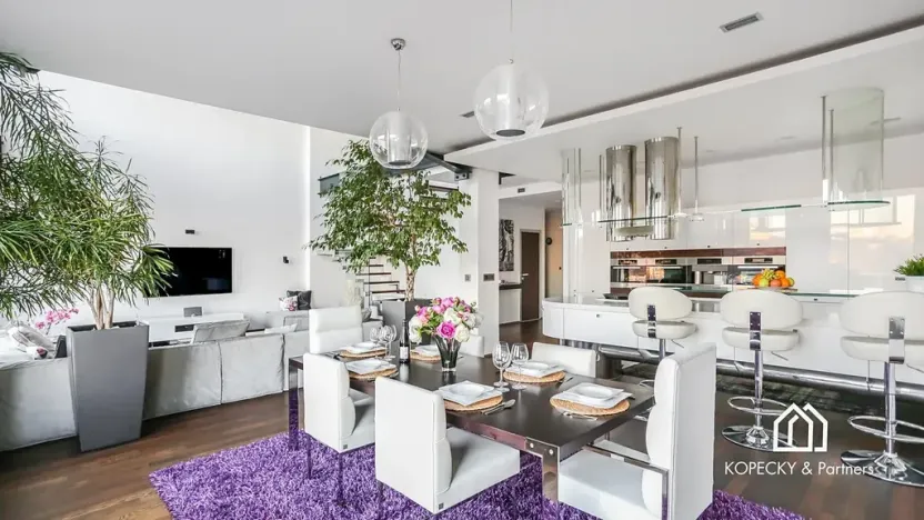 Prodej atypického bytu, Praha - Smíchov, Křížová, 428 m2