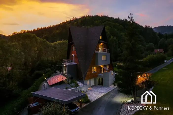 Prodej vily, Halenkov, 431 m2