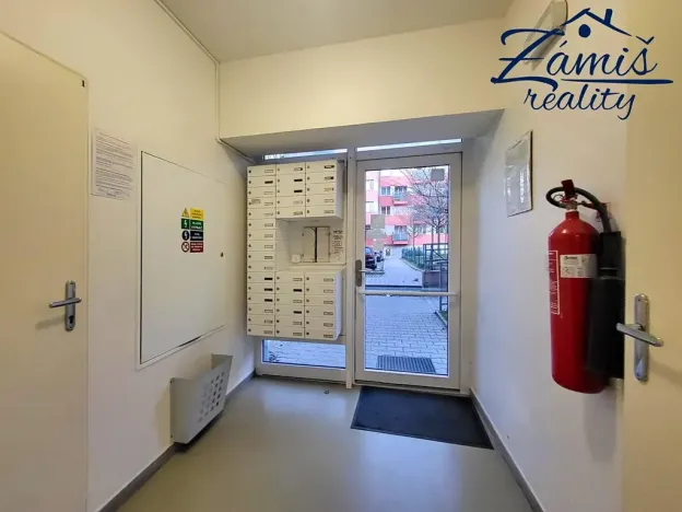 Pronájem bytu 2+kk, Kladno, Generála Selnera, 48 m2