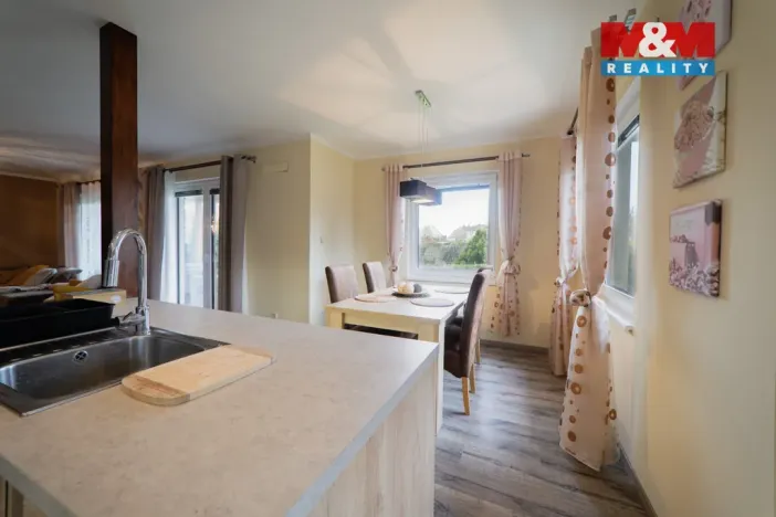 Prodej rodinného domu, Břeclav, Kobzíkova, 156 m2