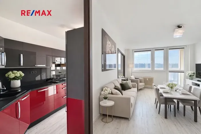 Prodej bytu 3+1, Kladno, Vašíčkova, 77 m2