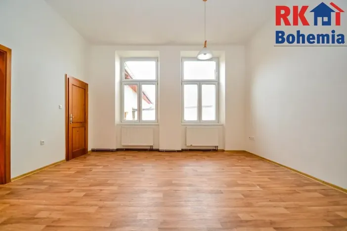 Pronájem bytu 2+kk, Český Brod, nám. Arnošta z Pardubic, 49 m2