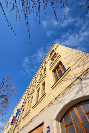 Pronájem bytu 1+kk, Praha - Holešovice, Na Maninách, 32 m2