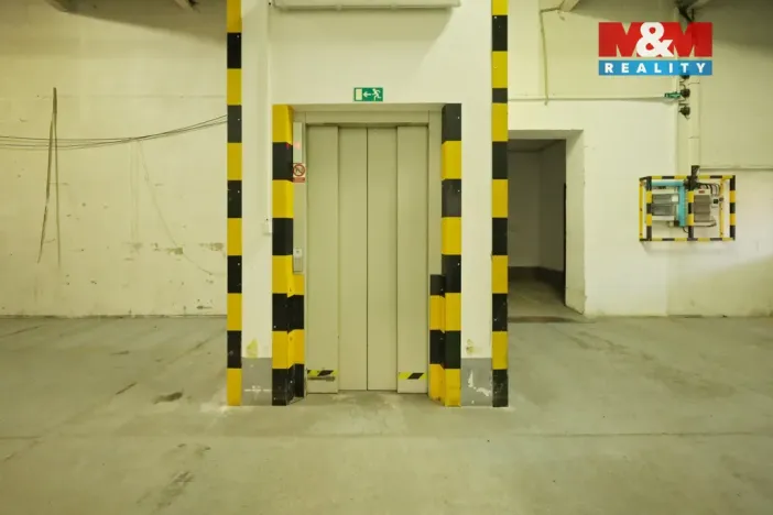 Pronájem obchodního prostoru, Havlíčkův Brod, Havířská, 2000 m2