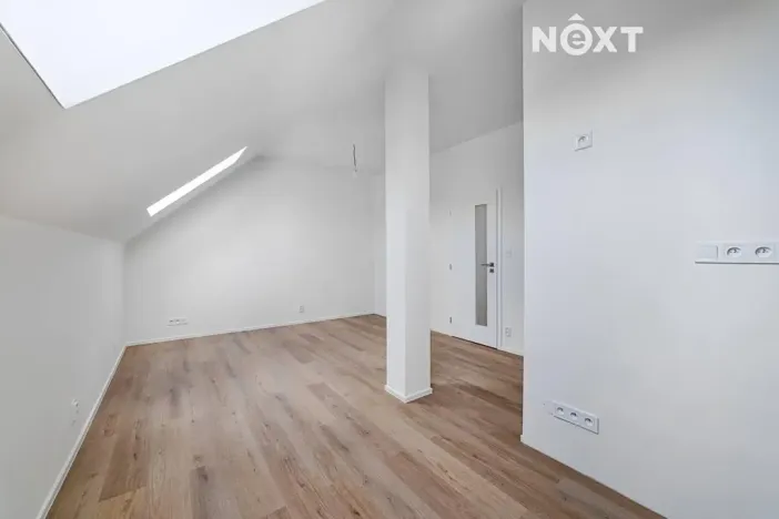 Prodej bytu 2+kk, Praha - Vysočany, Kolmá, 43 m2