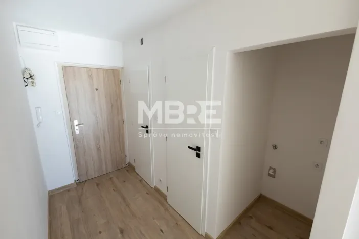 Pronájem bytu 1+kk, Karviná - Mizerov, Studentská, 30 m2