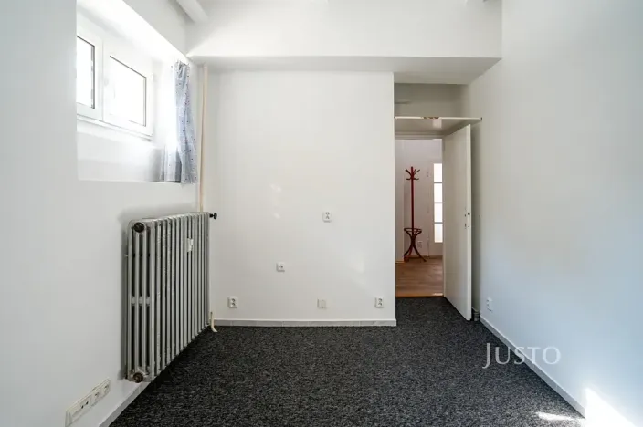 Pronájem bytu 1+kk, Praha - Dejvice, České družiny, 43 m2