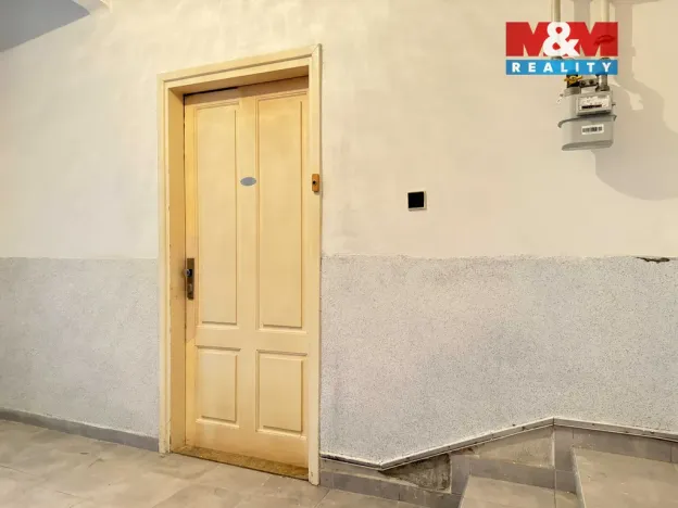 Pronájem bytu 1+kk, Plzeň - Jižní Předměstí, Němejcova, 33 m2