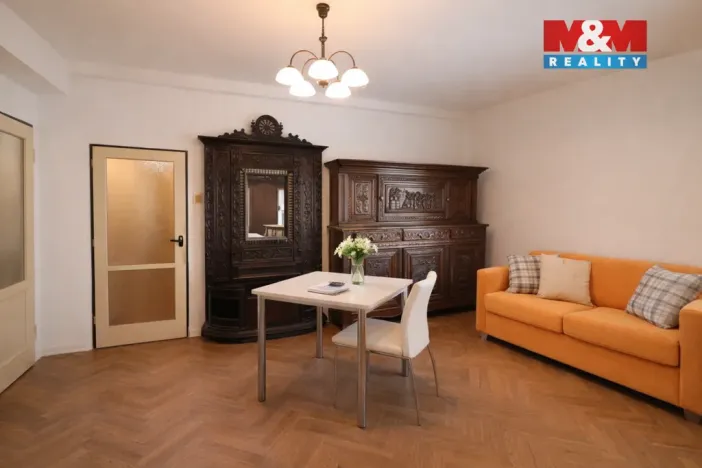 Prodej bytu 2+1, Karlovy Vary, nábřeží Jana Palacha, 63 m2