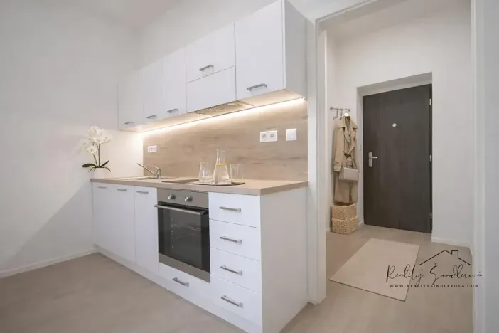 Pronájem bytu 1+1, Přerov, Husova, 29 m2