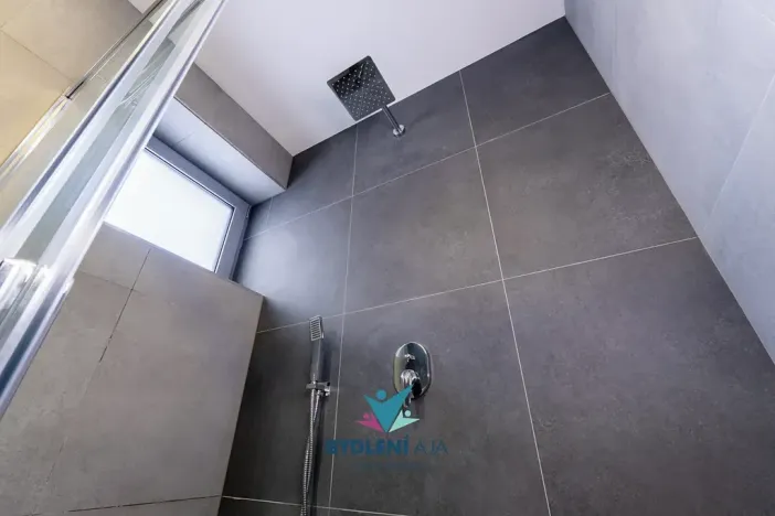 Prodej rodinného domu, Dubí, V Aleji, 206 m2