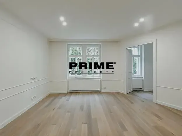 Pronájem bytu 4+kk, Praha - Vinohrady, náměstí Jiřího z Poděbrad, 118 m2