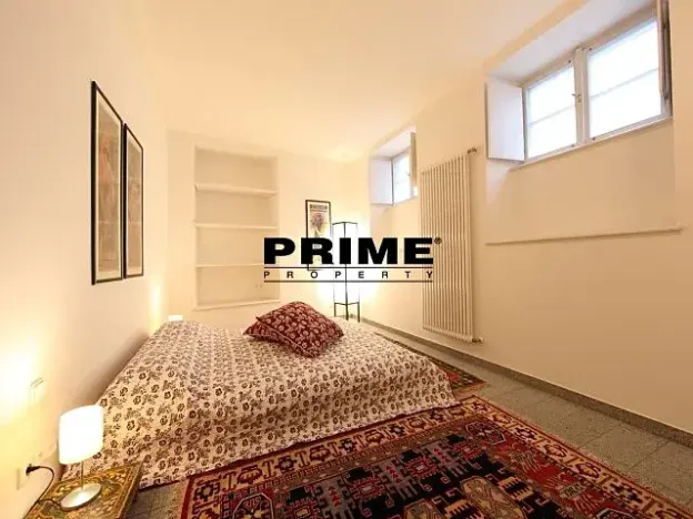 Pronájem bytu 2+1, Praha - Malá Strana, Vlašská, 73 m2