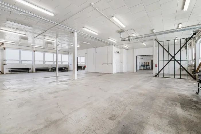 Prodej obchodního prostoru, Brno - Slatina, Hviezdoslavova, 1514 m2