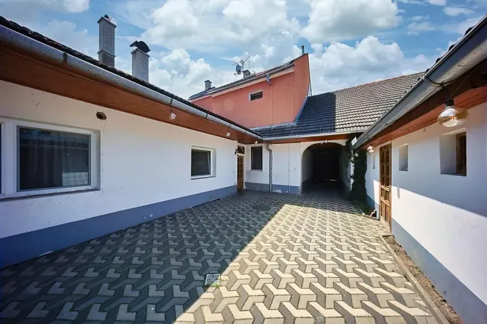 Prodej rodinného domu, Olomouc - Chomoutov, 374 m2