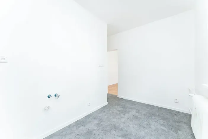 Prodej bytu 3+1, Praha - Malešice, Káranská, 76 m2