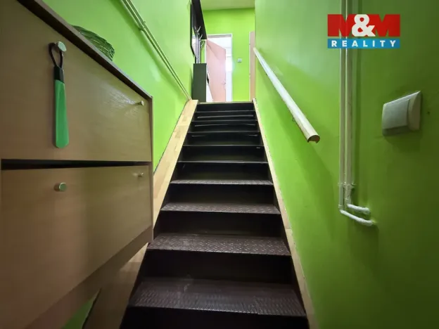 Prodej rodinného domu, Měšice, U školky, 118 m2