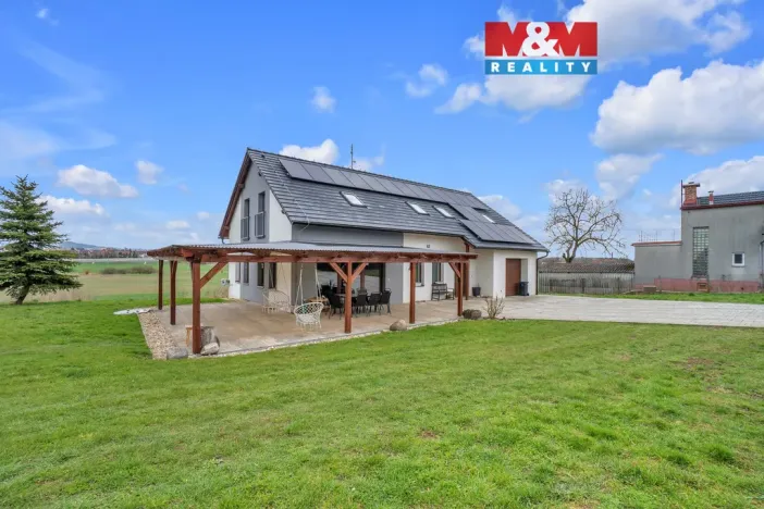 Prodej rodinného domu, Podhradí - Čejkovice, 225 m2