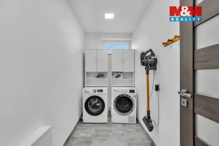 Prodej rodinného domu, Podhradí - Čejkovice, 225 m2