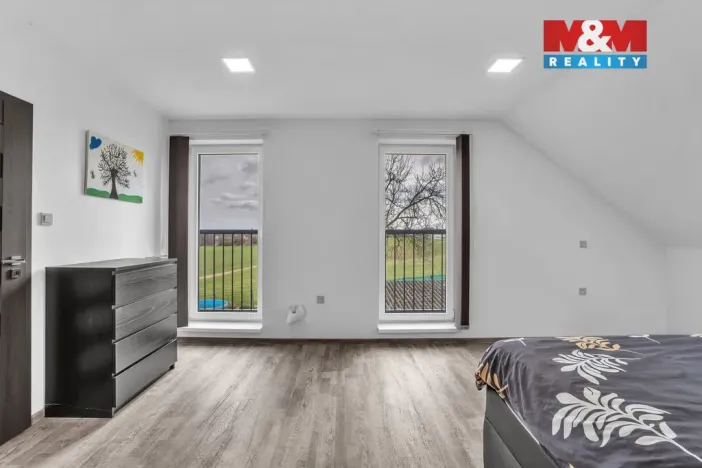 Prodej rodinného domu, Podhradí - Čejkovice, 225 m2