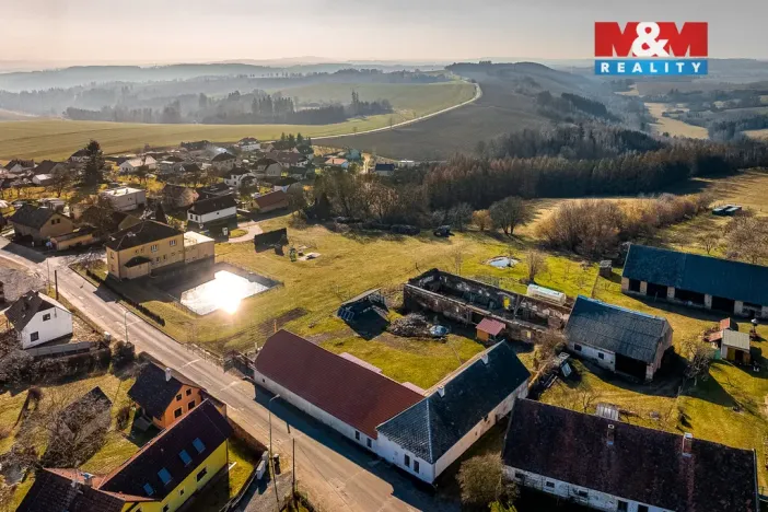 Prodej pozemku pro bydlení, Pertoltice, 2030 m2