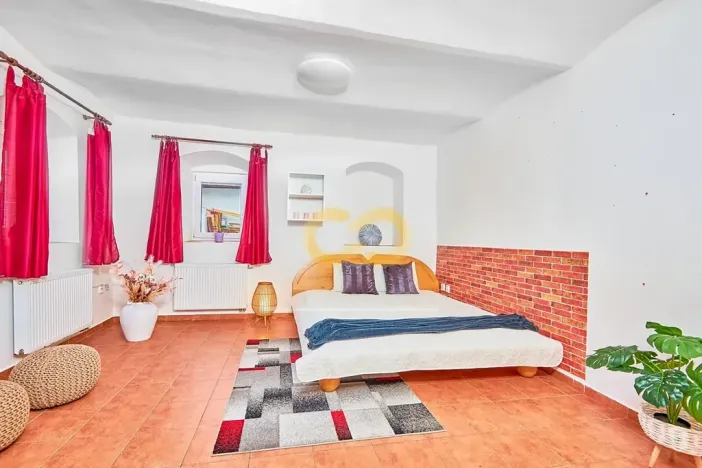 Prodej rodinného domu, Černá v Pošumaví, 330 m2