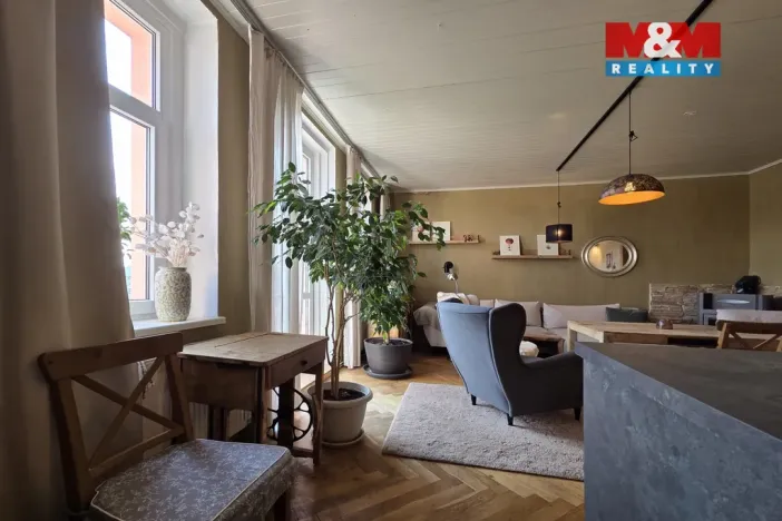 Pronájem bytu 2+kk, Karlovy Vary - Bohatice, U Trati, 69 m2