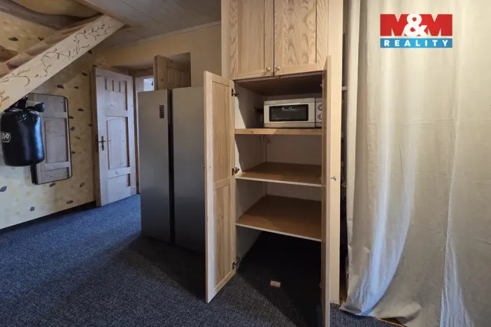 Pronájem bytu 2+kk, Karlovy Vary - Bohatice, U Trati, 69 m2